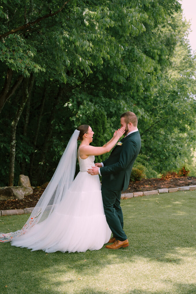 Tags Photography captures a rainy Spring Wedding at Meadows at Mossy Creek.