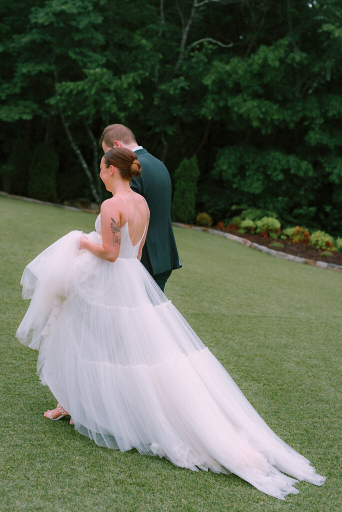 Tags Photography captures a rainy Spring Wedding at Meadows at Mossy Creek.