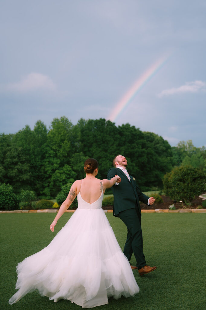 Tags Photography captures a rainy Spring Wedding at Meadows at Mossy Creek.