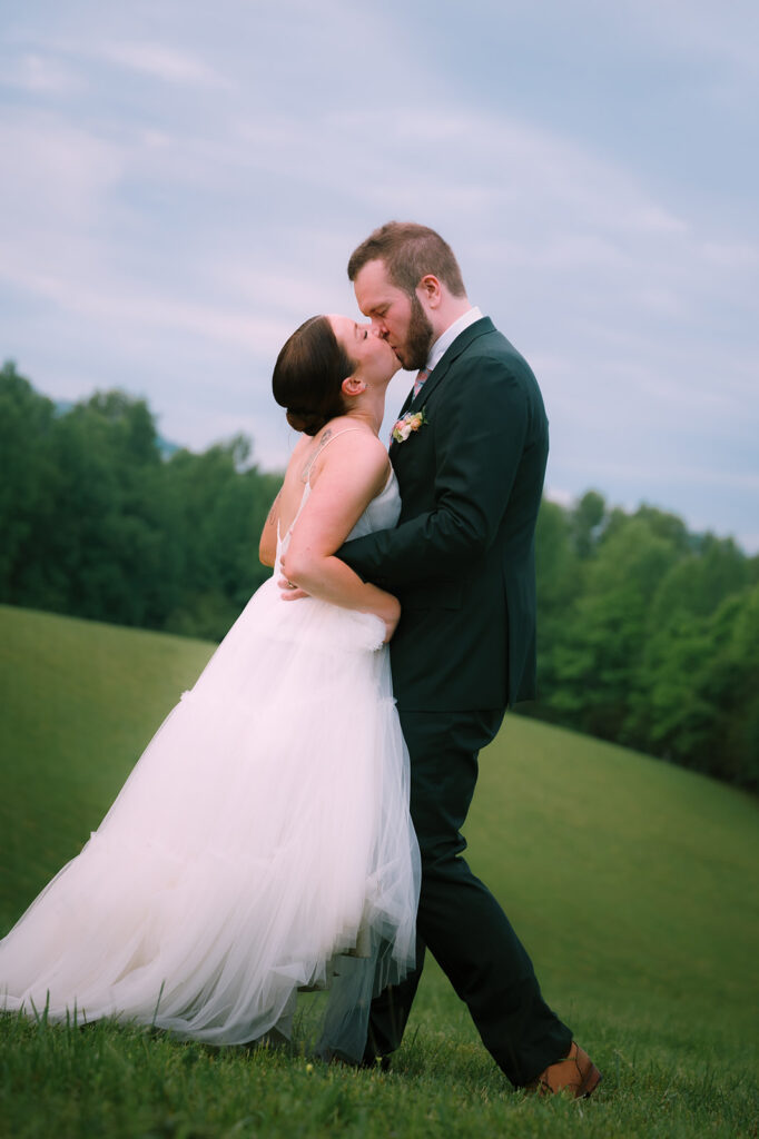 Tags Photography captures a rainy Spring Wedding at Meadows at Mossy Creek.