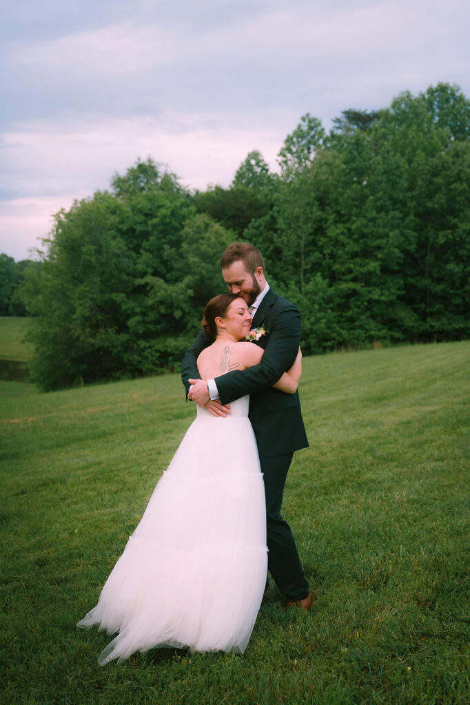 A Spring wedding at Meadows at Mossy Creek captured by Tags Photography